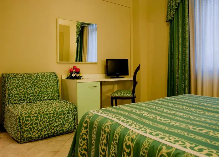 Michelangelo Hotel 3*