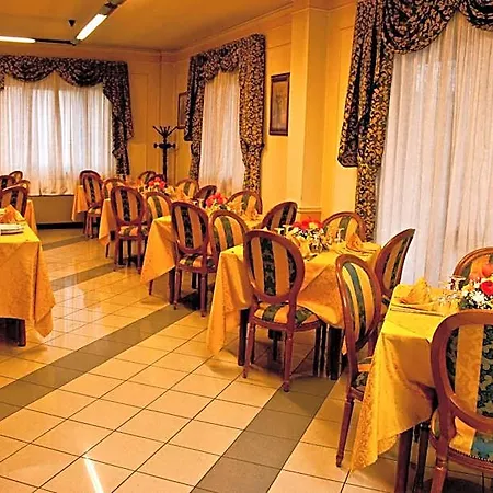 Michelangelo Hotel