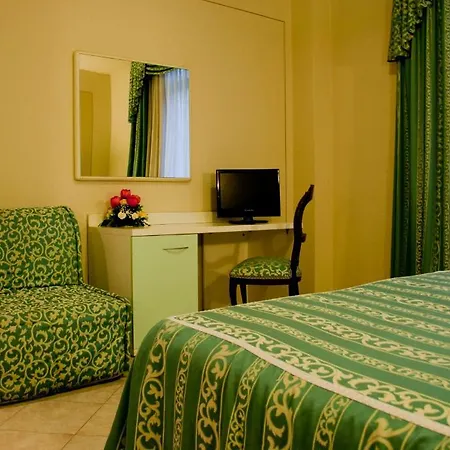 Michelangelo Hotel 3*