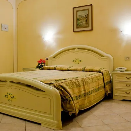 米开朗基罗酒店 酒店