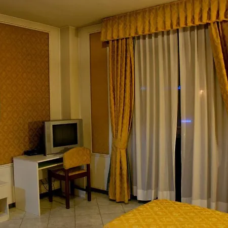 Hotel Michelangelo 3*